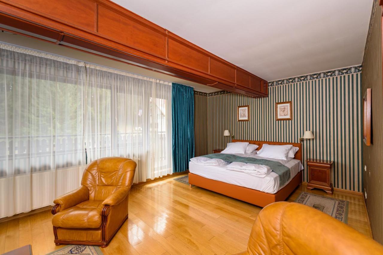 Boutique Hotel Casa Emil โปยานาบราซอฟ ภายนอก รูปภาพ