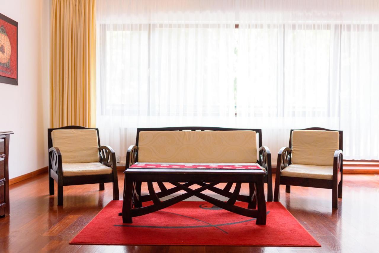 Boutique Hotel Casa Emil โปยานาบราซอฟ ภายนอก รูปภาพ