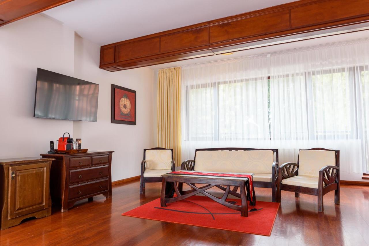 Boutique Hotel Casa Emil โปยานาบราซอฟ ภายนอก รูปภาพ